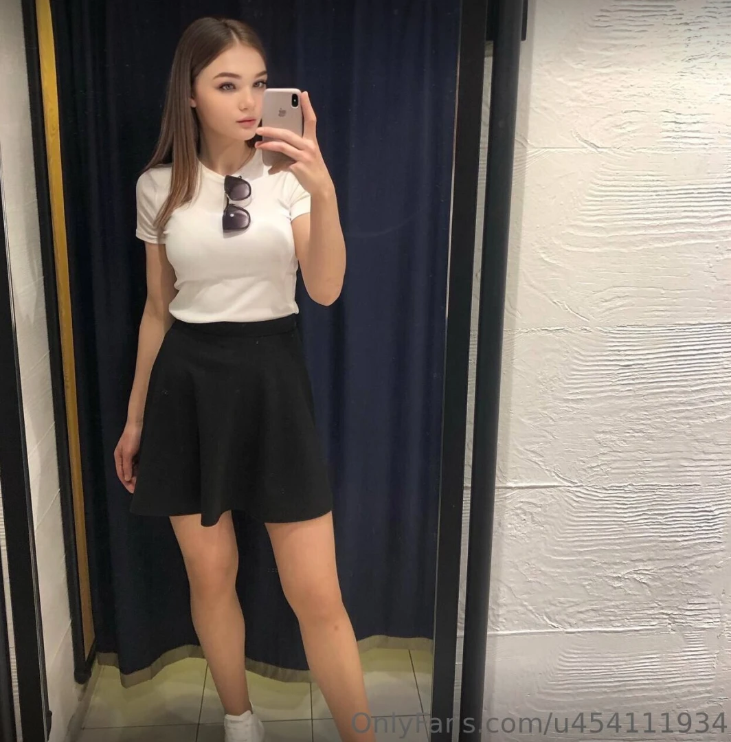 Free subscription only today eliza_eilish gorgeous doll for your hot part 725 