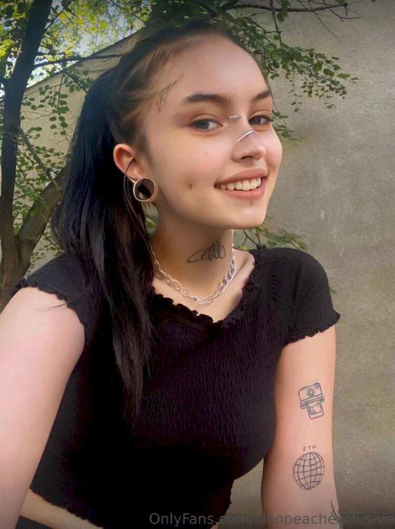 Free subscription today only click to follow xcleopeach slutiest part 138 