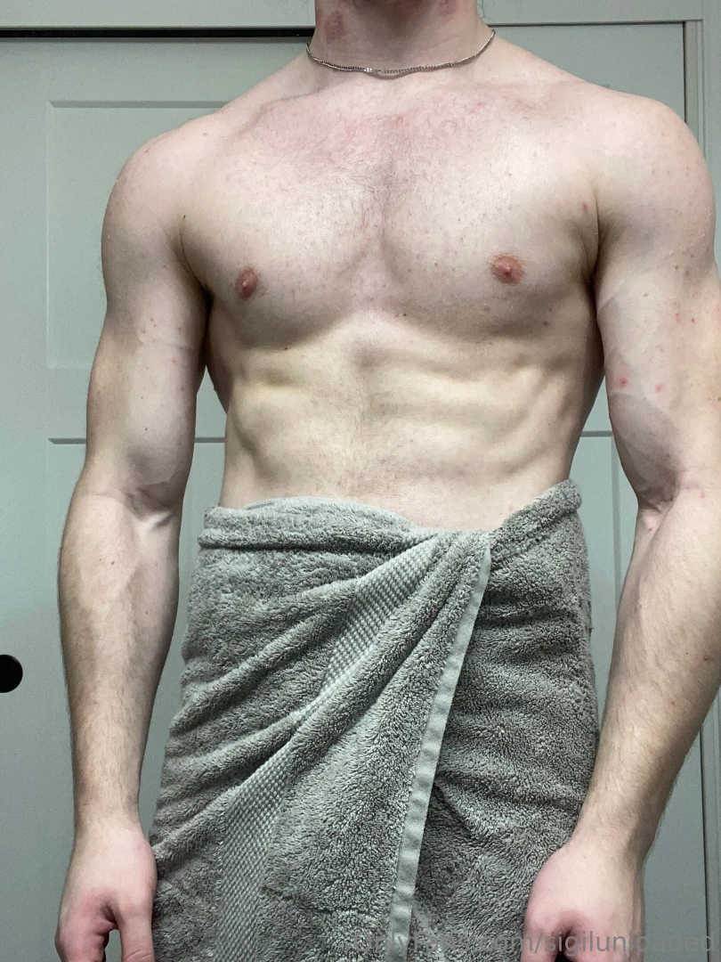 All this muscle is for is to fuck you senseless 