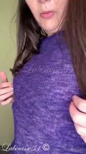 Petite robe bleue et branlette