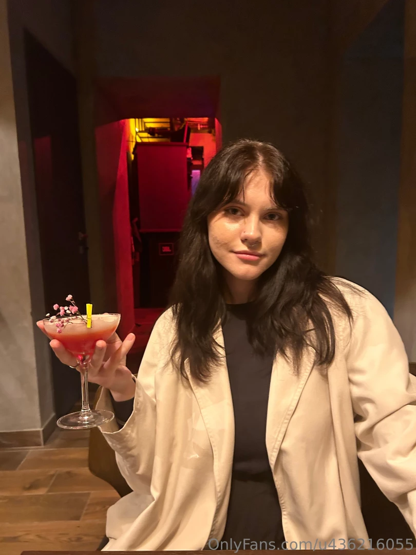 Let s go to a bdsm restaurant 