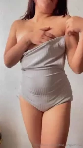 Si me desnudo frente a ti me metes la verga sin condon