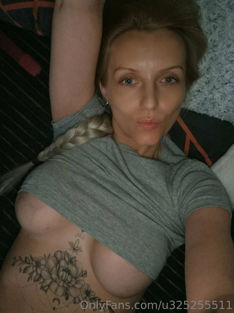 V post lce za ten by se tahal vi hezky zezadu 