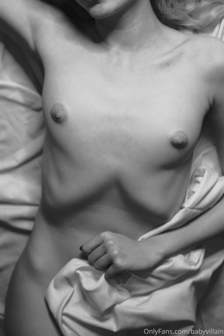 This set looks for me like paintings lt 3 part 9 