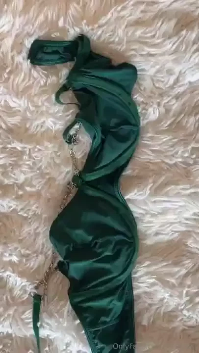 Matching my plug to my panties 