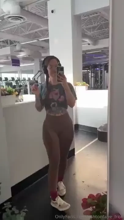 It can be hard during the holidays to keep a consistent schedule but 