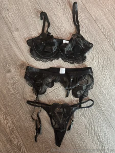 Camera roll dump check out all my spicy content ashtonfaye part 3