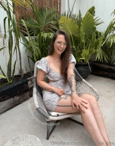 I m starting to think my spaceship crashed on a planet full of pervs part 1