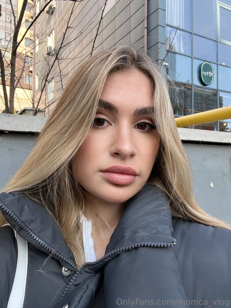 Hopefully the last cooler days how do you keep warm can you tell me 