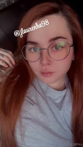 Jlaurenha98 loves to sext she also has a vip page mewiththeeyes it s