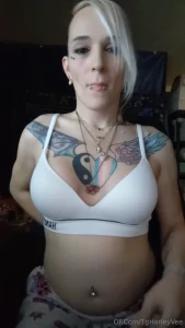 Omg a nipple vip page tis where it s at