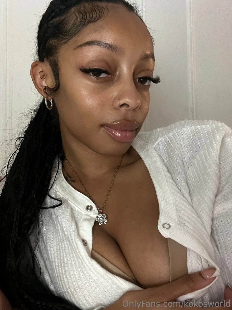 Hii babes i m still here lol 