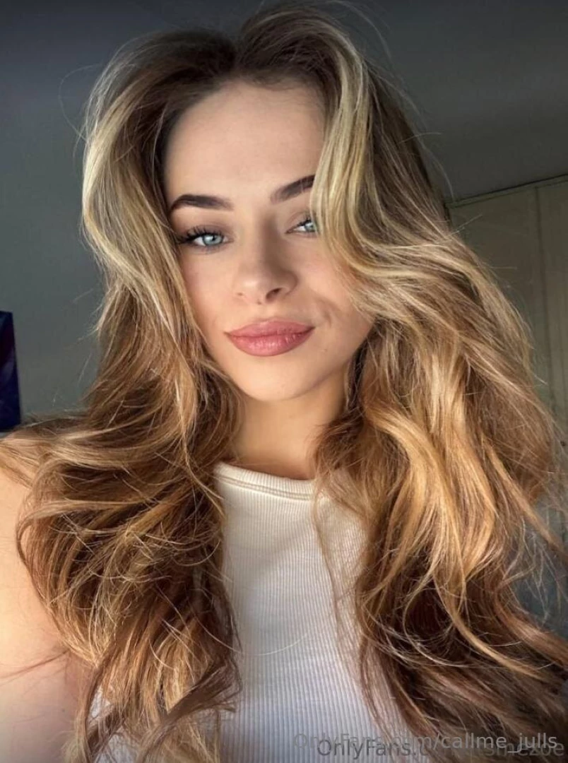 Itsmezoe now wet she loves having her juicy ass squeezed this angelic part 607 