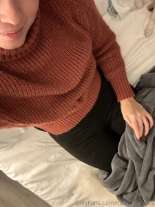 My custom clips for today are done i m ready to chat if anyone else is