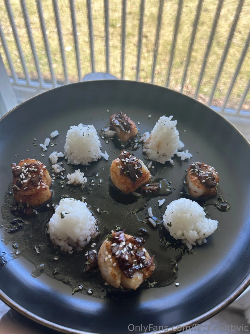 Things to do today make honey soy glazed scallops part 1 