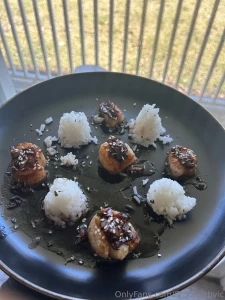 Things to do today make honey soy glazed scallops part 1