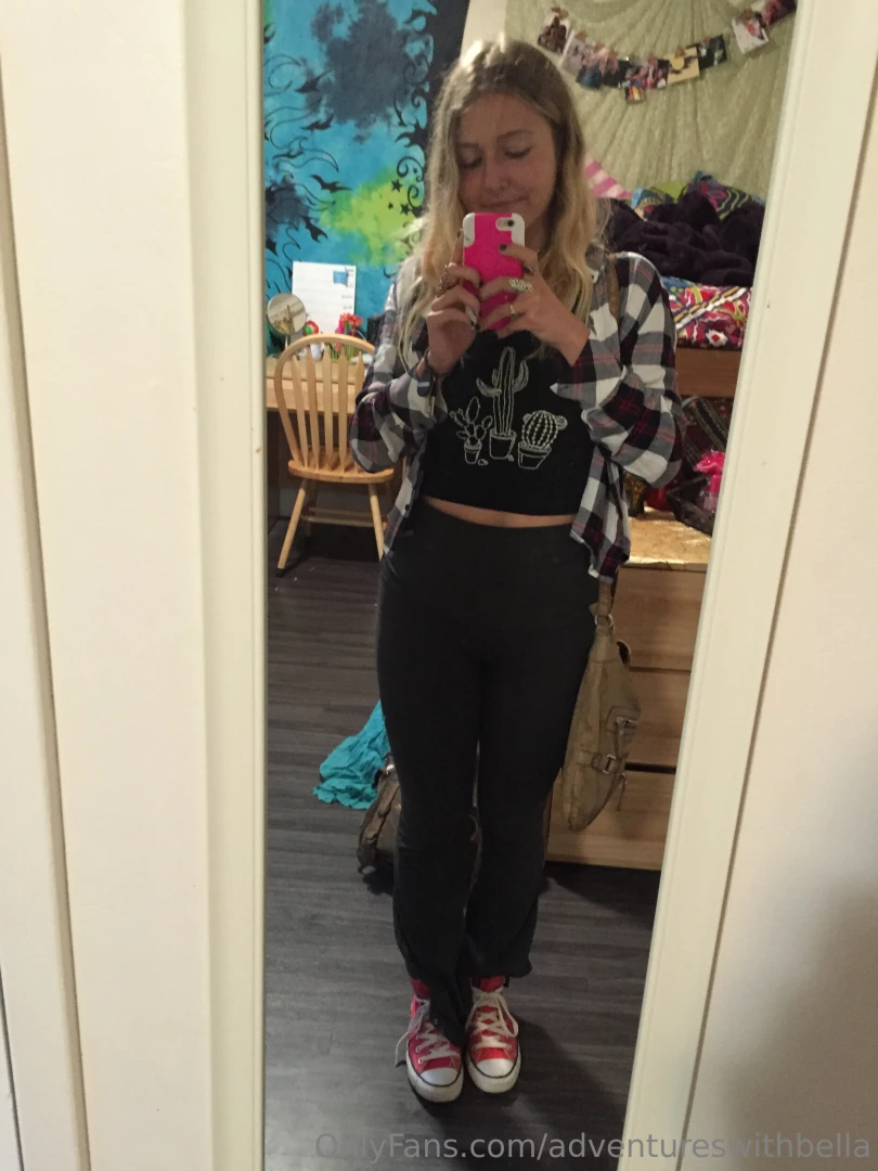 Throwback to living in my sorority house in college 