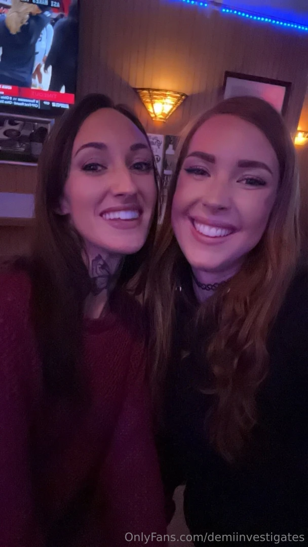 Me and my bestie celestesplanet go follow her 