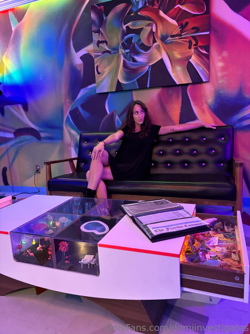 This would be a great couch for my oftv 