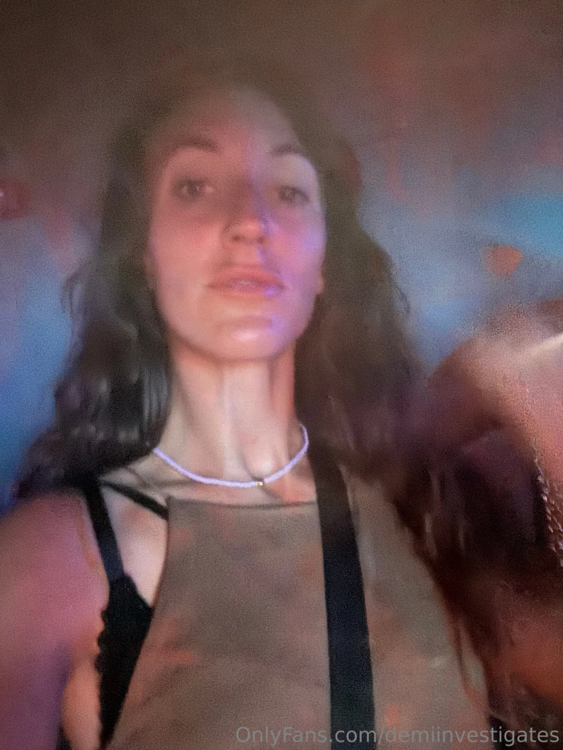 Message me and tell me about your day anything i can do to make it 