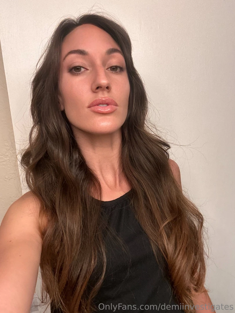 How s your weekend so far message me 