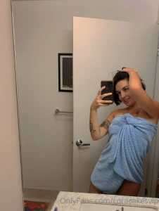 Not a model i jus look good