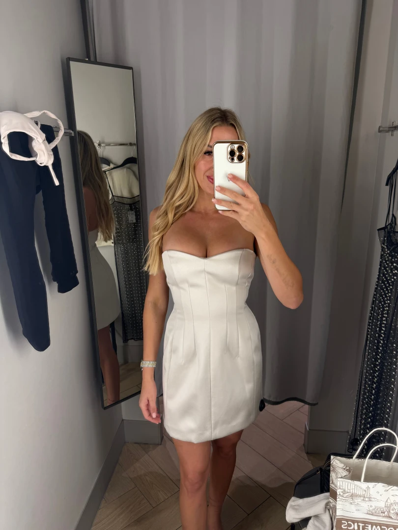 Shopping on tour is so much fun too much cleavage or not enough 