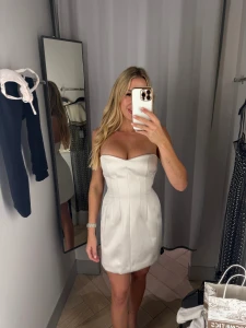 Shopping on tour is so much fun too much cleavage or not enough