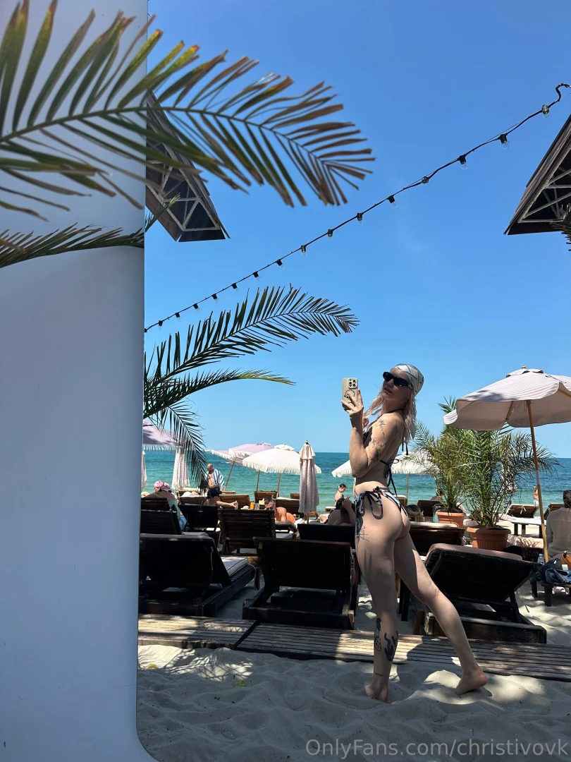 Waiter can i please have lots of vitamin d sand under my feet the part 1 