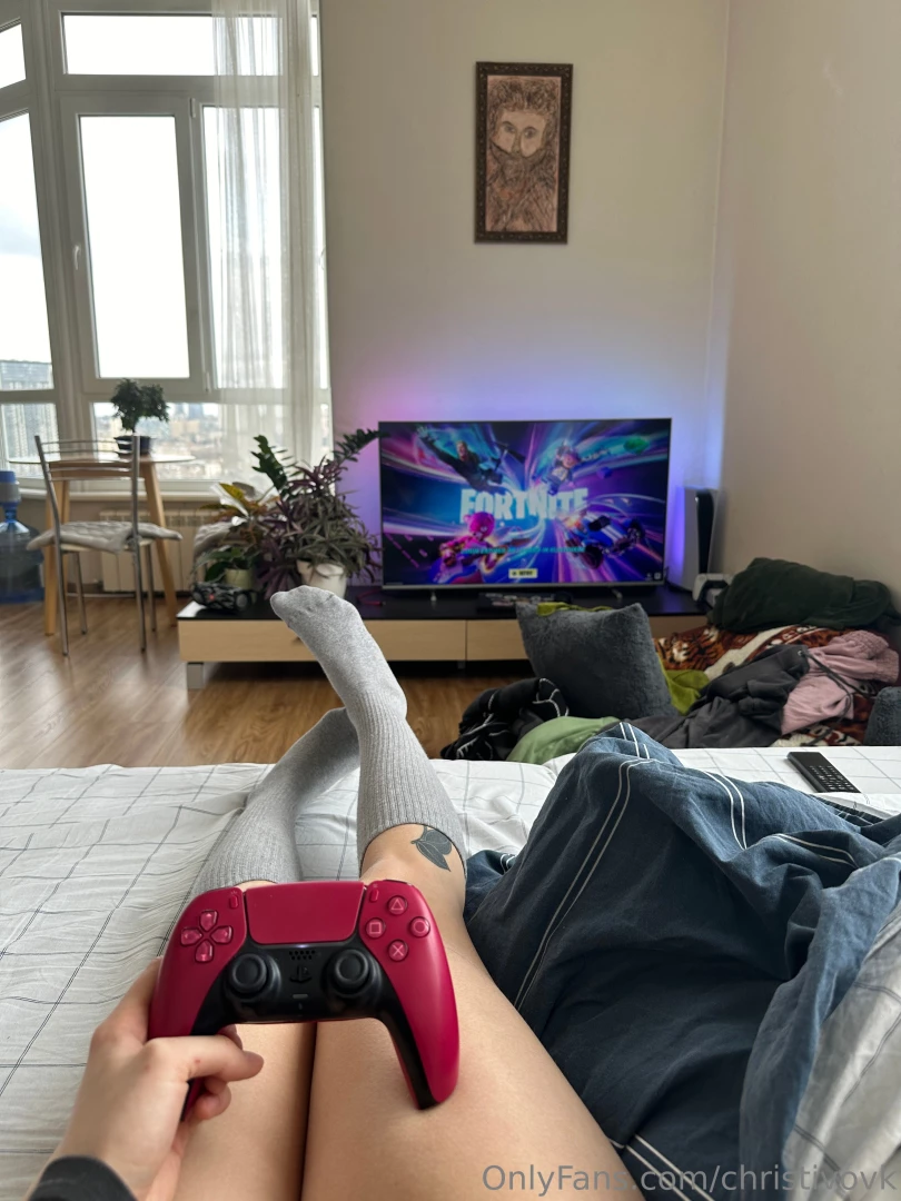 Hi friends today i decided to spend some time playing a game on 