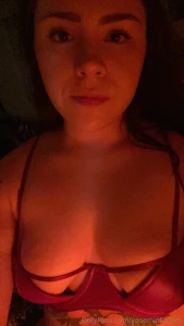 Hump-day vibes dm s are open