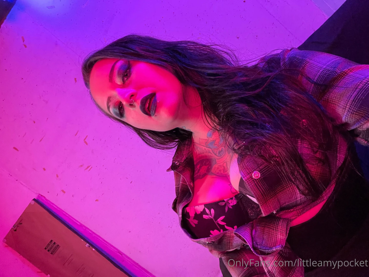 I know your greatest wish is to serve and worship me kneel with your part 6 