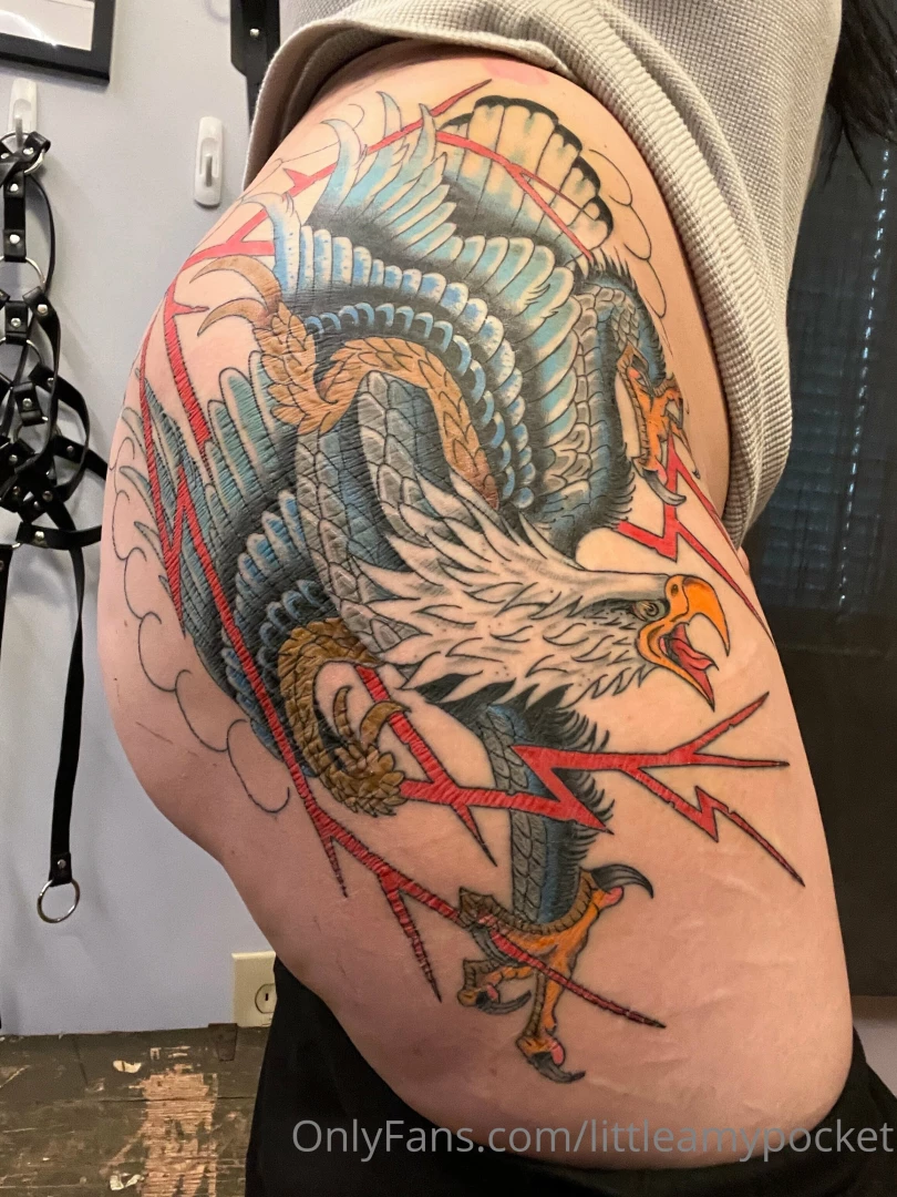 Day 3 healing progress it s healing amazingly dry as fuck right now of 