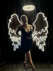 Take me back dancing the night away at my besties last disco that hoe