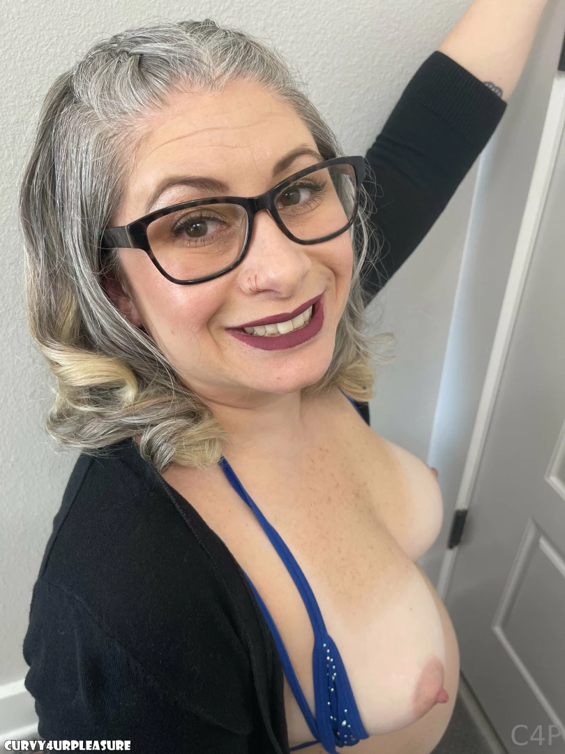 Trying out one of my new bikinis for summer and figured id take some 