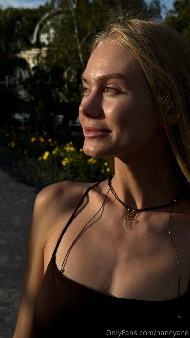 Enjoying the sunset look at the beautiful dress i chose for the walk part 1 