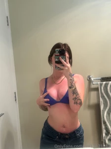 Babygirl is sunburnt part 1