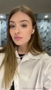 Playing with colors and slaying the makeup game today s canvas my face