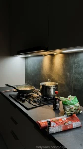 Sometimes i m really lazy about cooking food maybe i should order