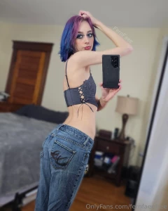 Should i wear lowrise pants more often