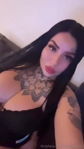 Hello love i just woke up super horny to have fun today talk to me in