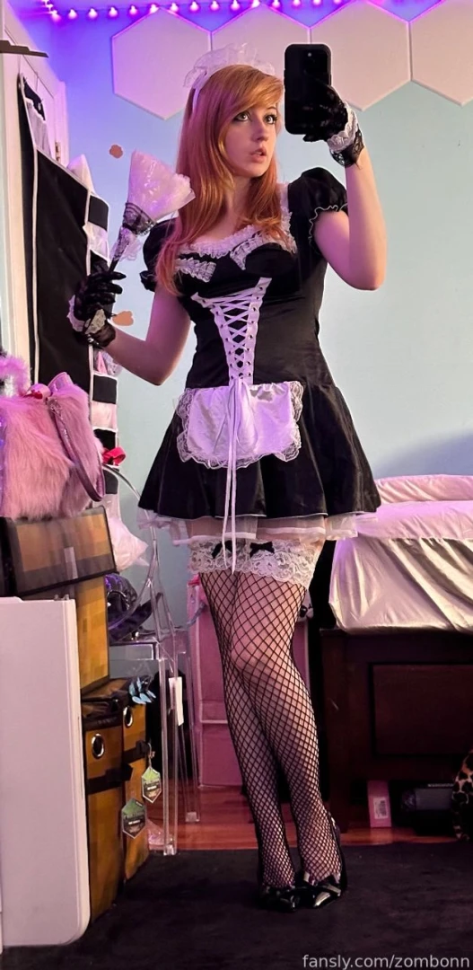 Did anyone order room service p 