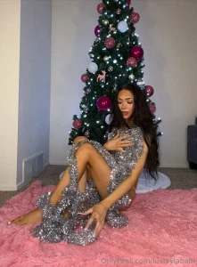 How hot do i make you feel right now