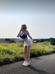 Dm me what to listen to when i make my next vid part 10