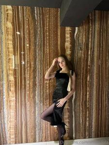 Hi there i m lola a girl who is passionate about photography and her