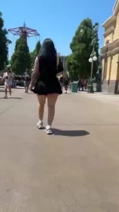 I loveeeee fridays dont u