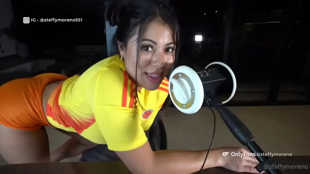 Better with headphones i know some soccer players should i make it 