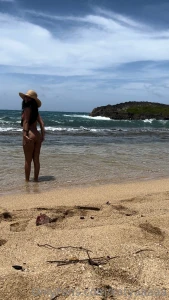 Suns out buns out you coming to get wet with me