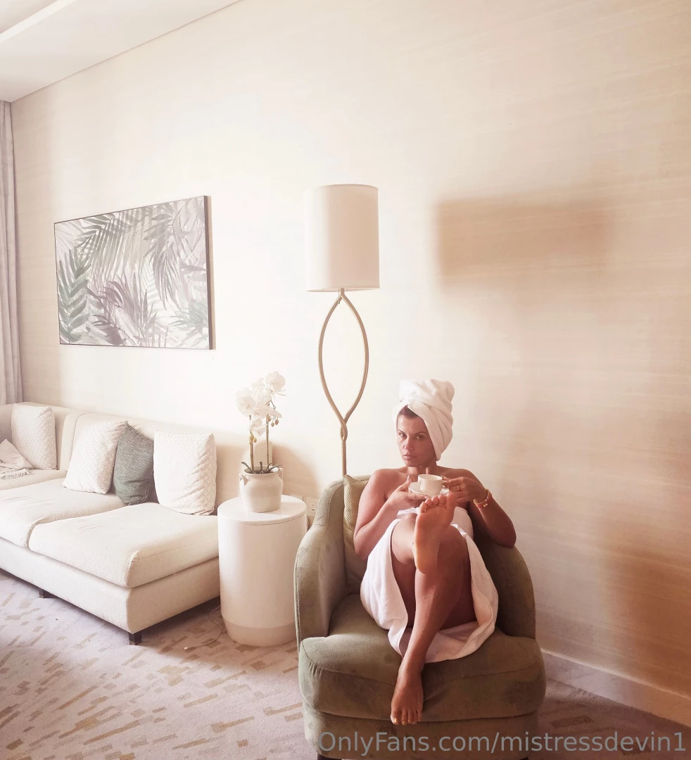 Ben be ay m i erken sen ayaklar ma masaj yapacaks n part 1 