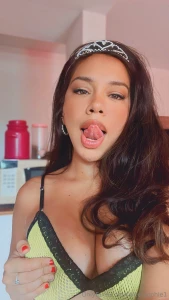 Do you want to spoil me i ll give you a hot gift in your inbox